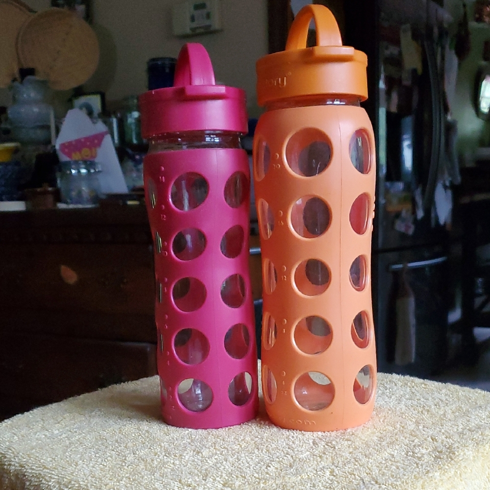 Set Of (2) Life Factory Beverage Bottles 14oz & 20oz.